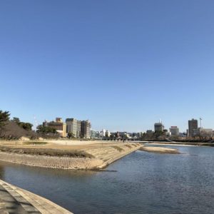 乙川と伊賀川の合流点
