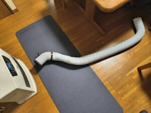 ダクト_机の下へ